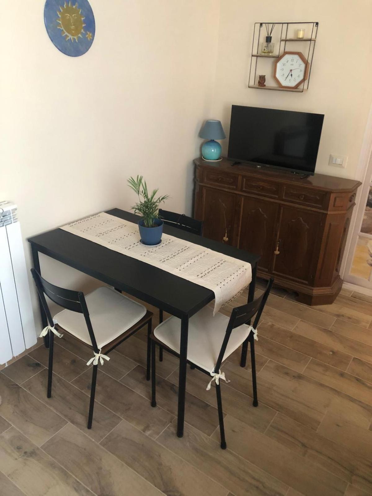 Apartamento Casa Di Giose Con Garage Caprarola Exterior foto